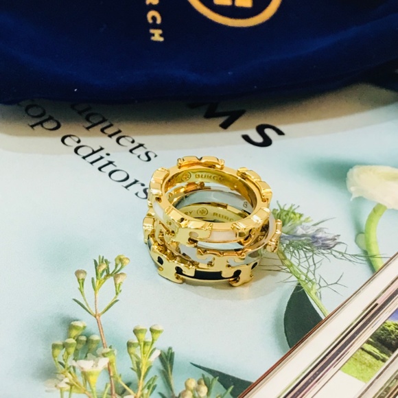 Tory Burch Ring - Picture 2 of 5